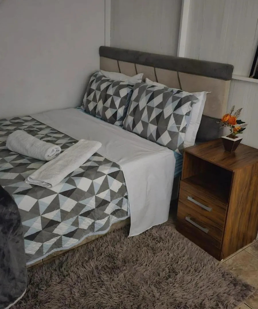 Apartamento Hospedaria Familiar Treze Tílias Brasil